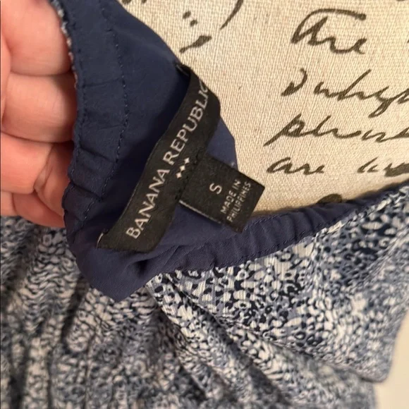 Banana Republic Blue and White Patterned Halter Dress - Picture 4 of 6